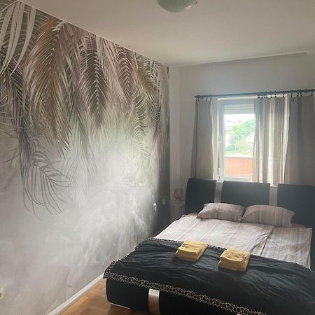 City View & Pool Apartment Ni Extérieur photo
